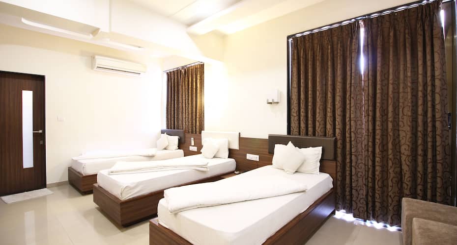 Hotel Safar Palace & Guest House, Ahmedabad 3